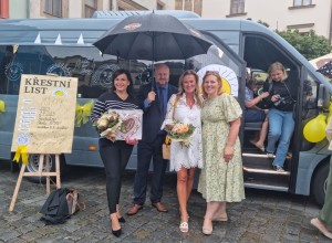 Křest nového svozového autobusu školy Svítání 